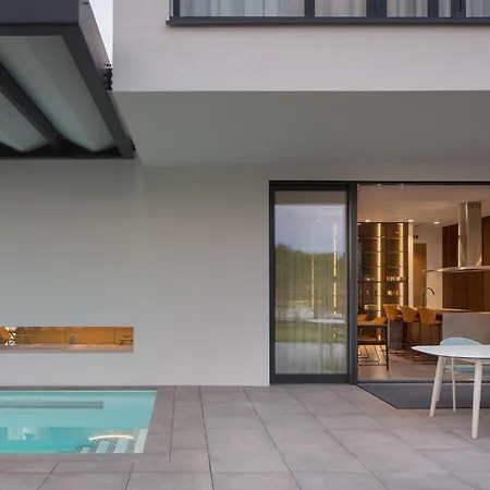 Noble 2 Holiday home Pula