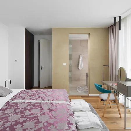 Holiday home Noble 2 *
